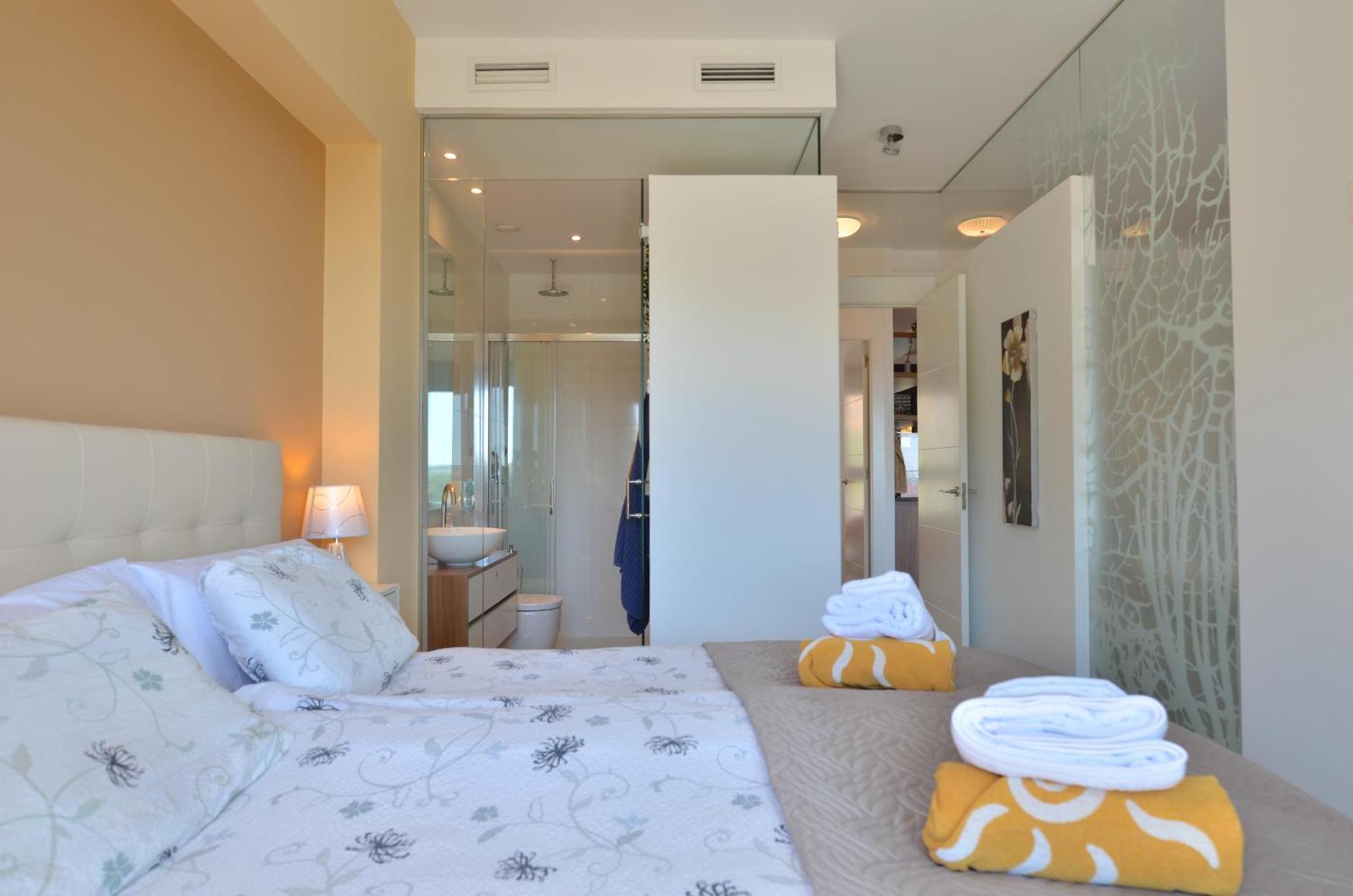 Beachfront Luxury Apartments By Nras Arenales del Sol Phòng bức ảnh